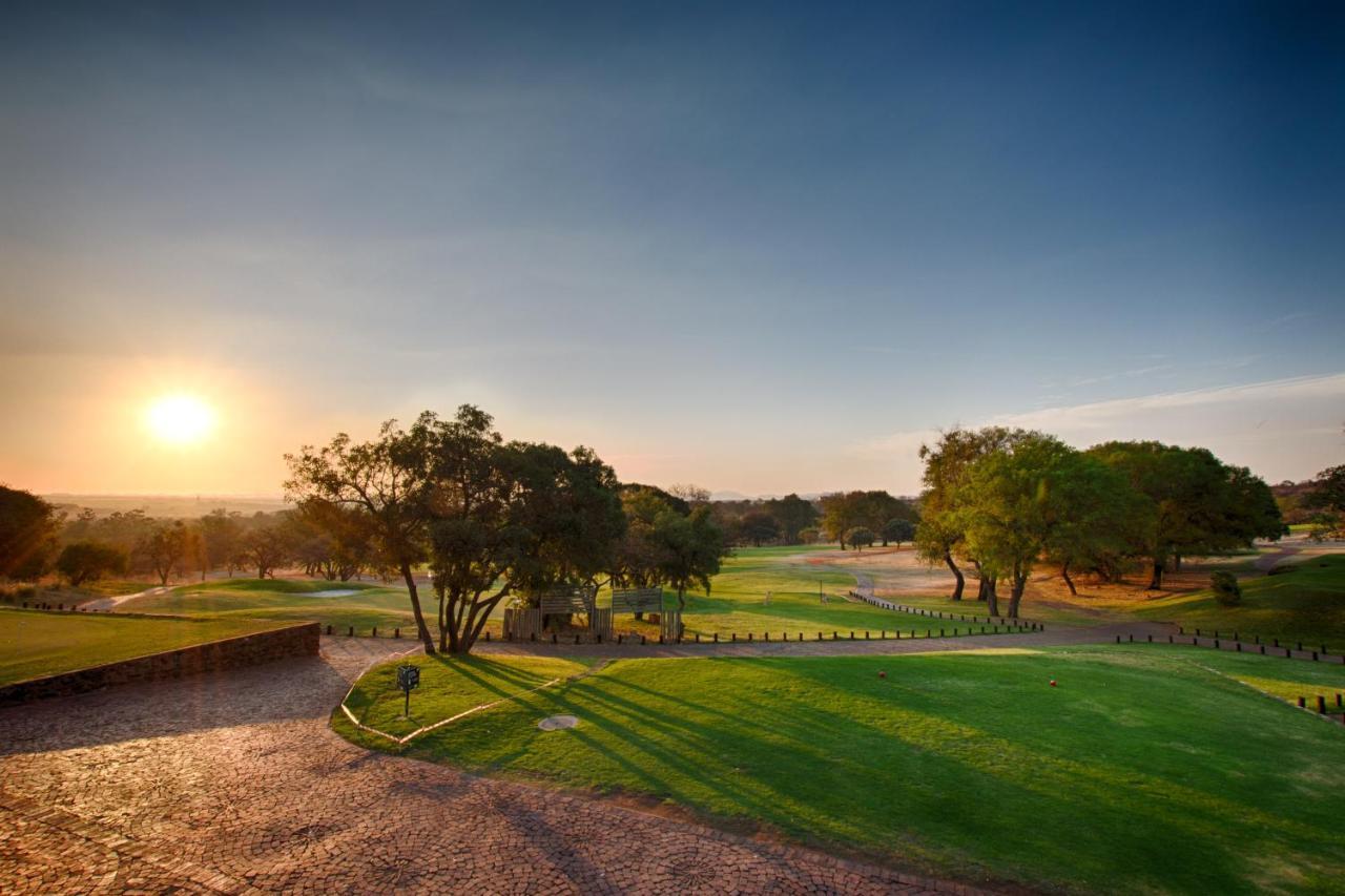 Seasons Golf, Leisure, Spa Hotel Hartbeespoort Exterior photo